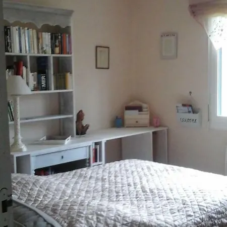 Holiday home Le Clos Des Roses